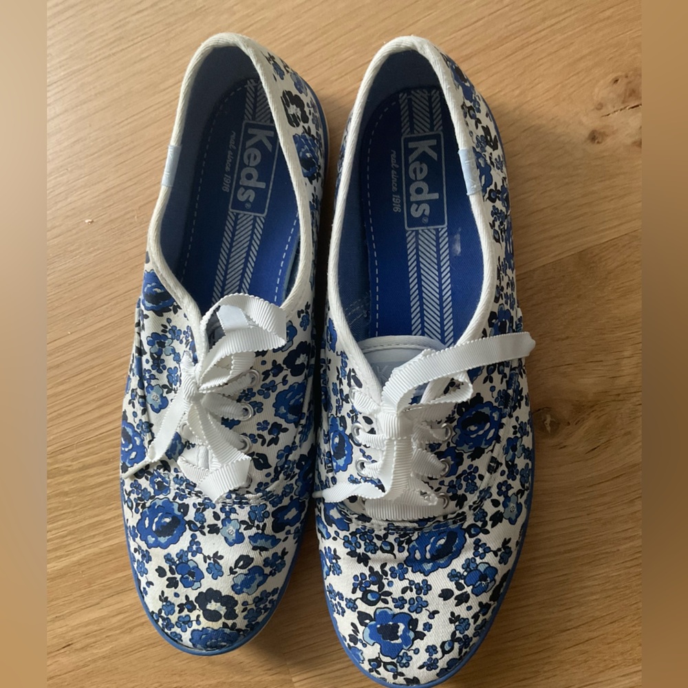 Keds blue floral casual  sneakers shoes Sz 8.5